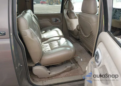 1998 Chevrolet Suburban 1500 из США, поврежденный, VIN 3GNEC16R6WG109972